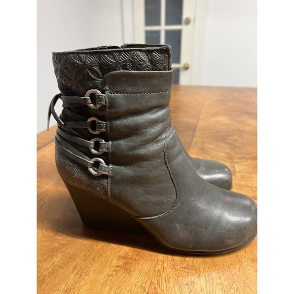 Miz Mooz Shoes - MIZ MOOZ Women’s 8.5 Katrina Grey  Leather Zip Embossed Ankle Boots Booties